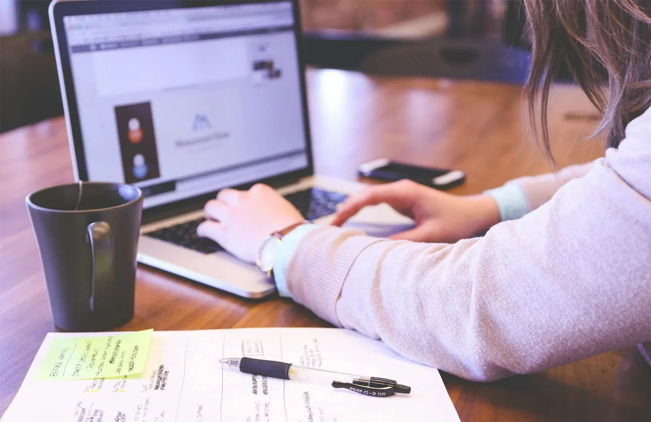 Harnessing AI Analytics for Retail Buying Behavior