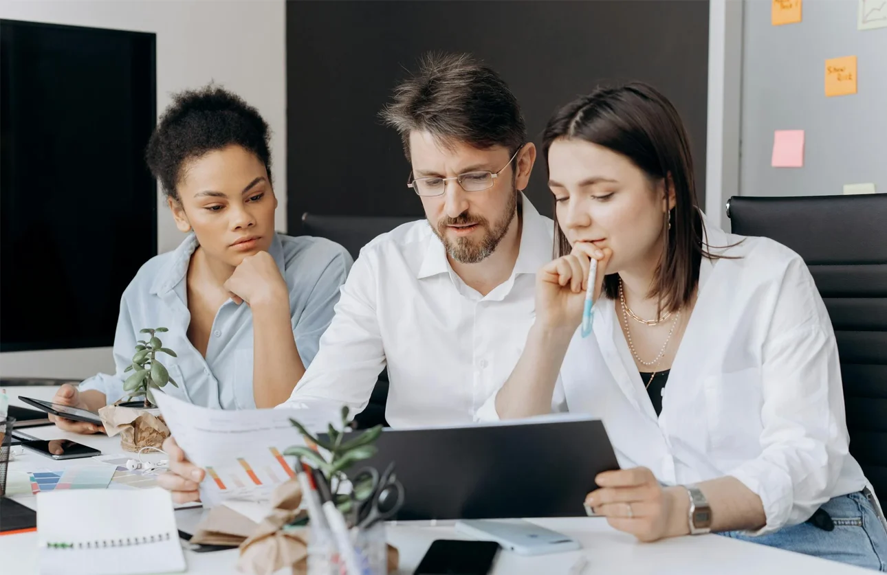 Optimizing Customer Onboarding with Tailored Software Solutions for Financial Firms