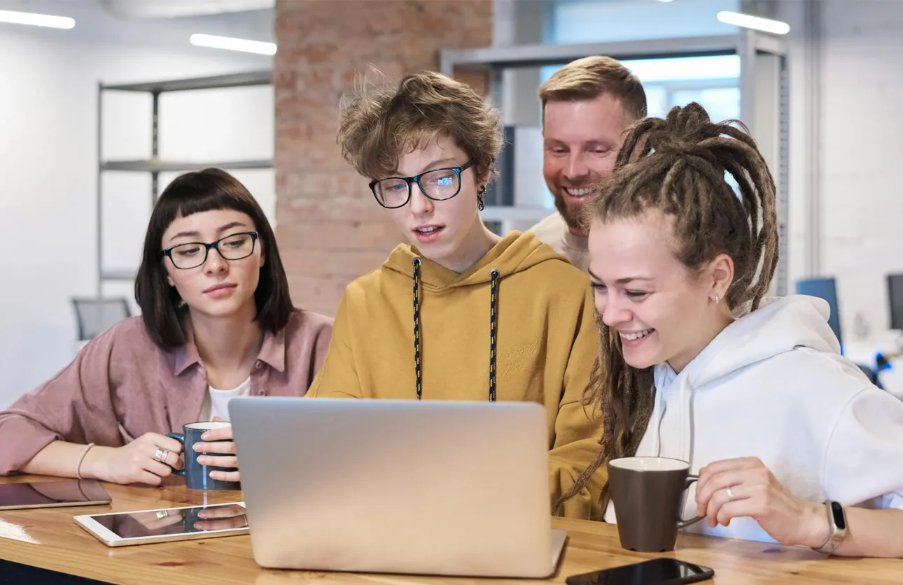 Optimizing Patient Experience with Online Appointment Tools for Doctors - Detailed Illustration