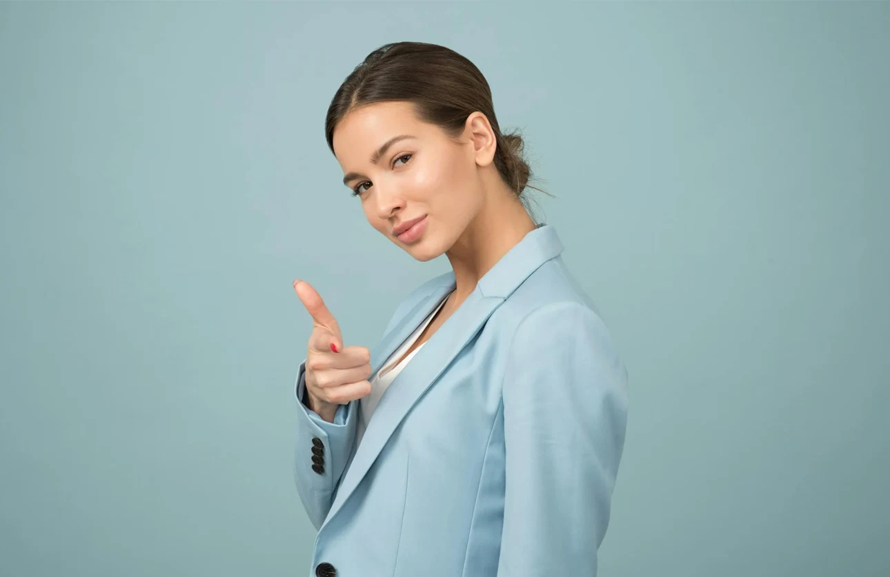 Crafting Compelling Narratives for the Digital Age