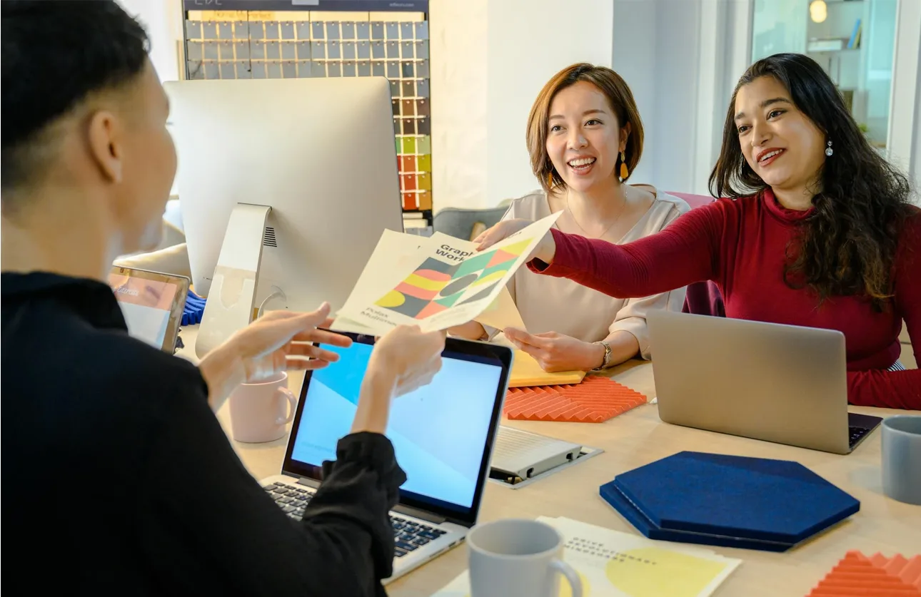 Streamlining High-Volume Hiring with Efficient Onboarding Systems